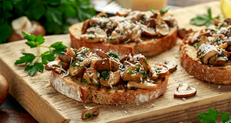 Ein rustikaler Genuss - Pilztoast Deluxe
